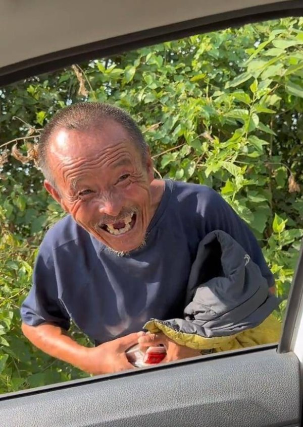 维嘉优配平台 益阳六旬“网红”罗几因车祸不幸遇难，警方：肇事者已自首